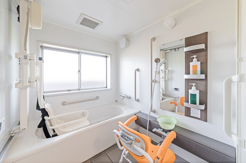 Best Elderly Bathtub Installation Contractors in Canton, OH